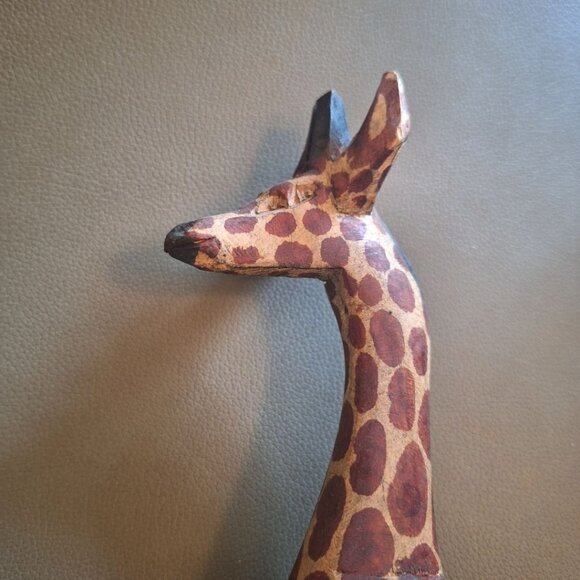 Giraffe Carved Wooden Statue Kenya African Safari Animal - Picture 2 of 7